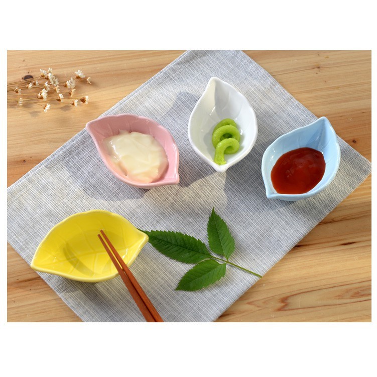 Bát sứ ăn dặm hình lá ổi 50ml