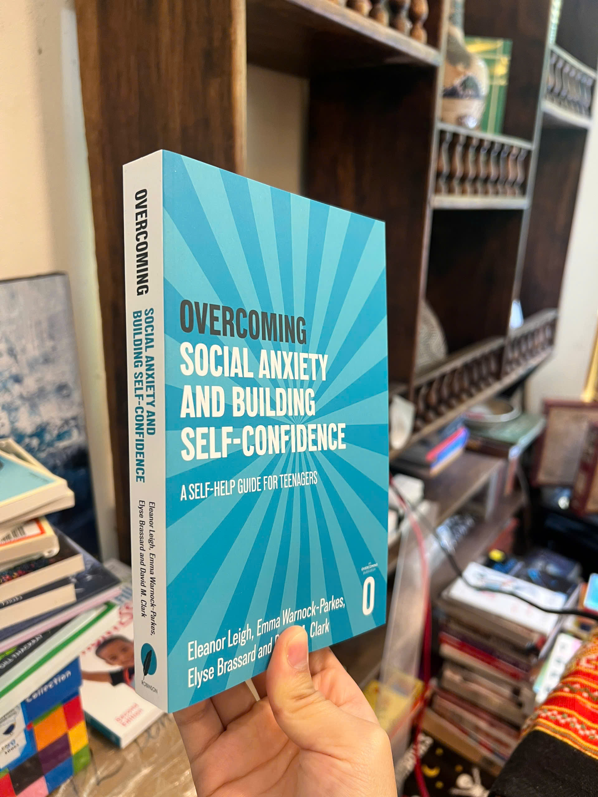 Sách - Overcoming Social Anxiety &amp; Building Self-Confidence | Self-help / Ngoại văn Nhập khẩu UK