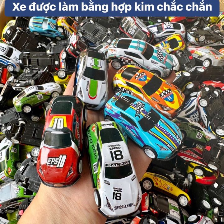 [Hàng loại1] Set hộp 30 xe ô tô đồ chơi bé trai xe đua ô tô oto mini tí hon Size nhỏ - Chất liệu: nắp trên bằng kim loại, đế và bánh xe bằng nhựa. - Cho xe chạy bằng cách kéo lùi.