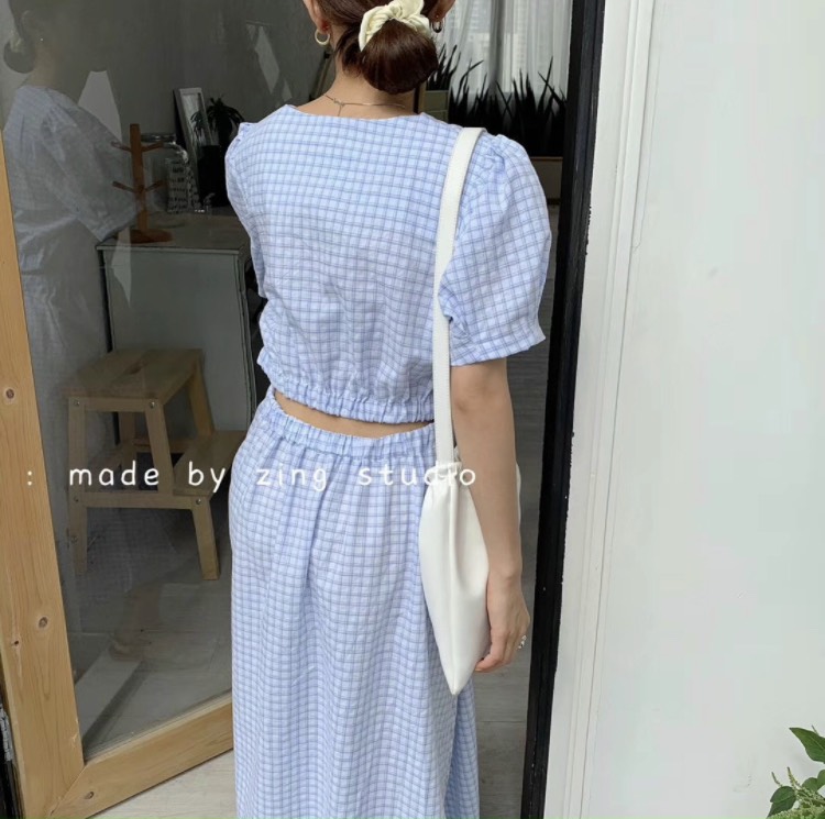 Đầm Caro Vintage hở eo phía sau