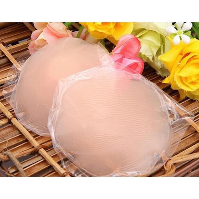 Combo 2 Miếng Dán Núm Ti Silicon Bọc Vải hoặc silicon trơn hình hoa và hình tròn