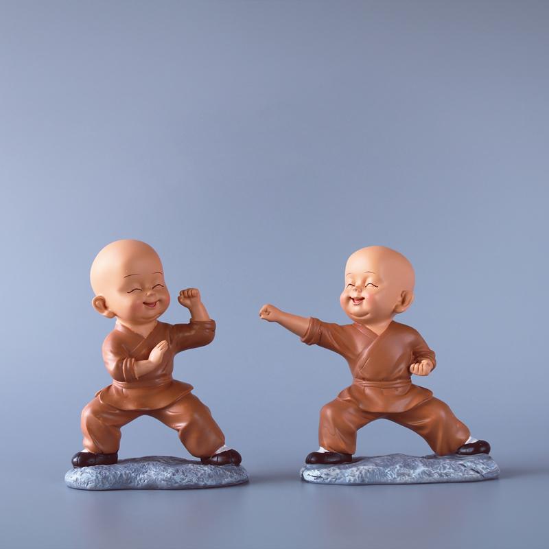 Tượng Chú Tiểu Vàng Múa Võ