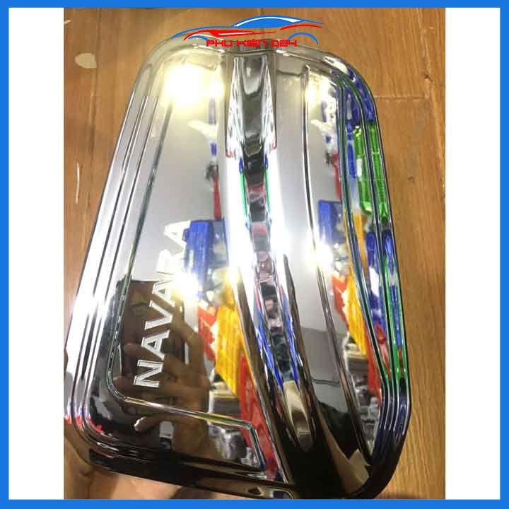 Ốp nắp xăng Navara 2022-2023 mạ crom bảo vệ chống trầy trang trí ô tô