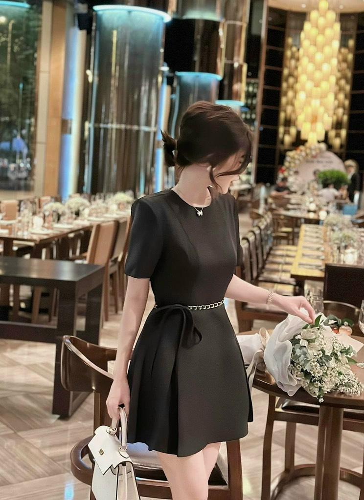 ĐẦM XÒE XẾP LI PHỐI XÍCH EO 14365