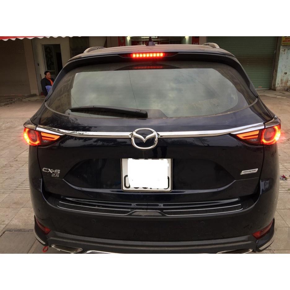 Ốp Trang Trí mý mở cốp Mazda Cx5 2018, 2019, 2020, 2021