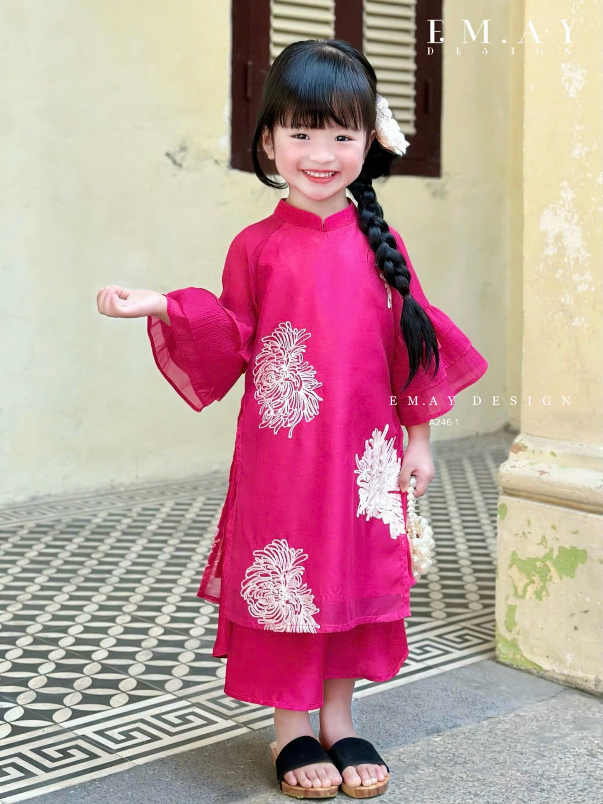 Áo dài tết cho bé gái mẫu Hoa thêu xinh xắn màu đỏ hồng từ 12-40kg hàng thiết kế cao cấp