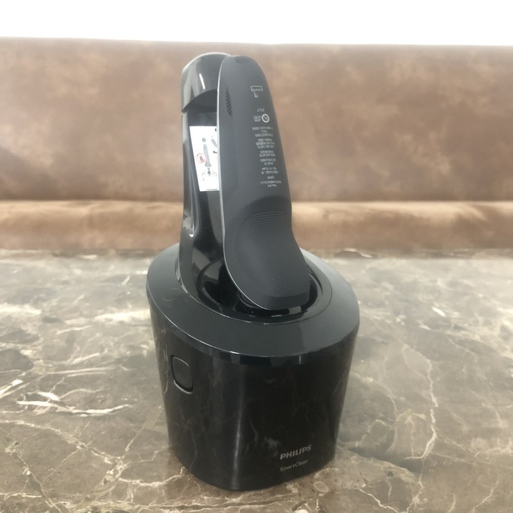Máy cạo râu khô và ướt cao cấp thương hiệu Philips Norelco S9311/84 - HÀNG NHẬP KHẨU