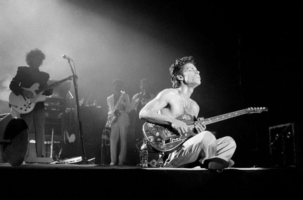 Sách - Prince and the Parade and Sign O' The Times Era Studio Session by Duane Tudahl Elton John