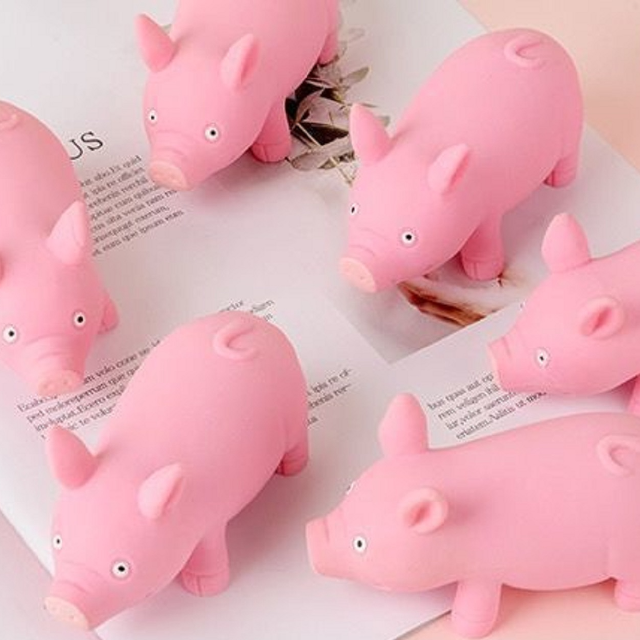 Đồ Chơi Nắn Bóp Tay Đàn Hồi Giảm Stress Hình Chú Heo Lợn Màu Hồng Hường Co Dãn Giá Rẻ Dẻo An Toàn Cho Bé Trai Gái