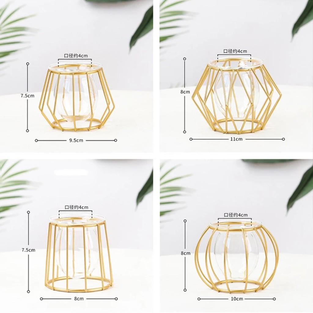 Bình hoa hình khối phong cách Bắc Âu độc đáo để bàn