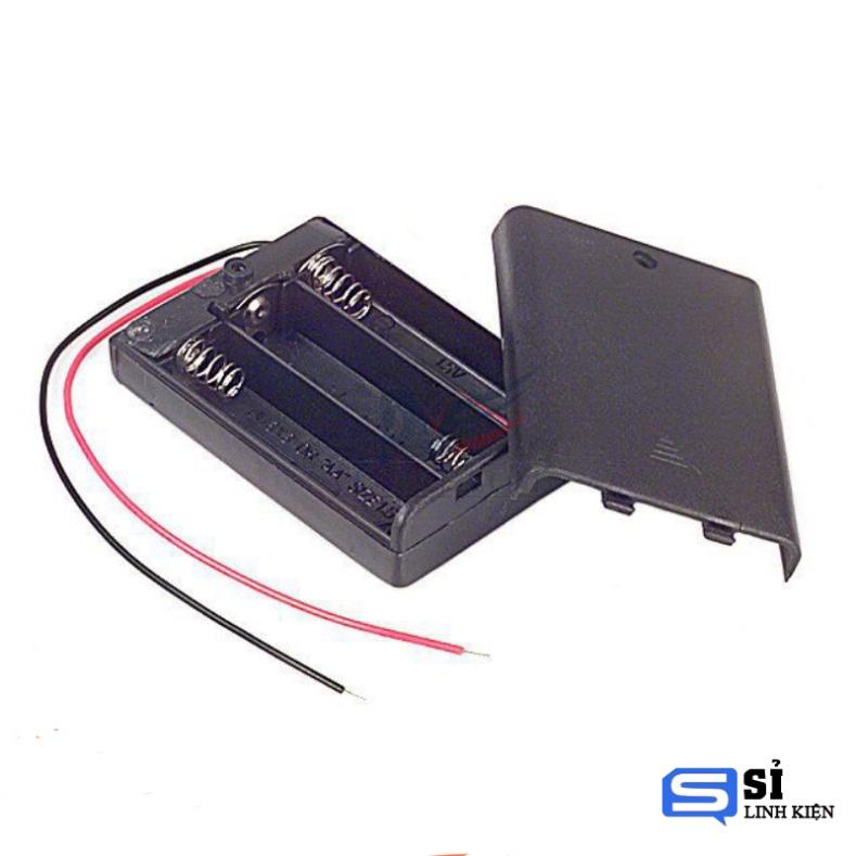 Hộp đế 3 pin AA có nắp đậy và công tắc