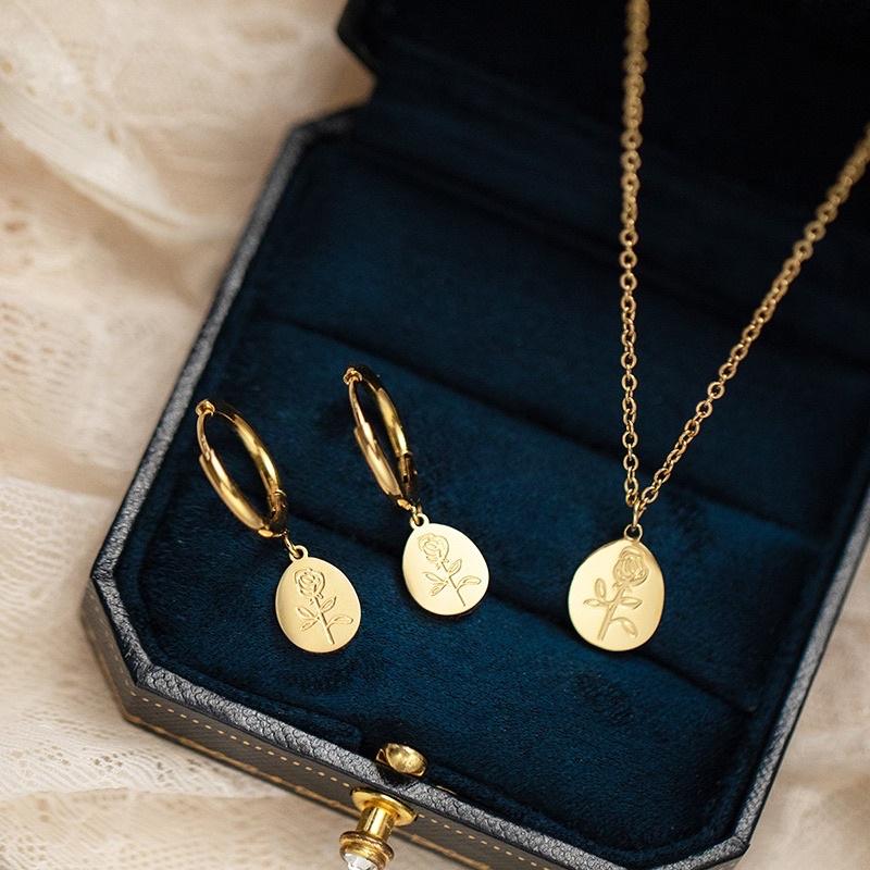 Set bộ trang sức nữ cành hoa titan không đen đẹp Ring House