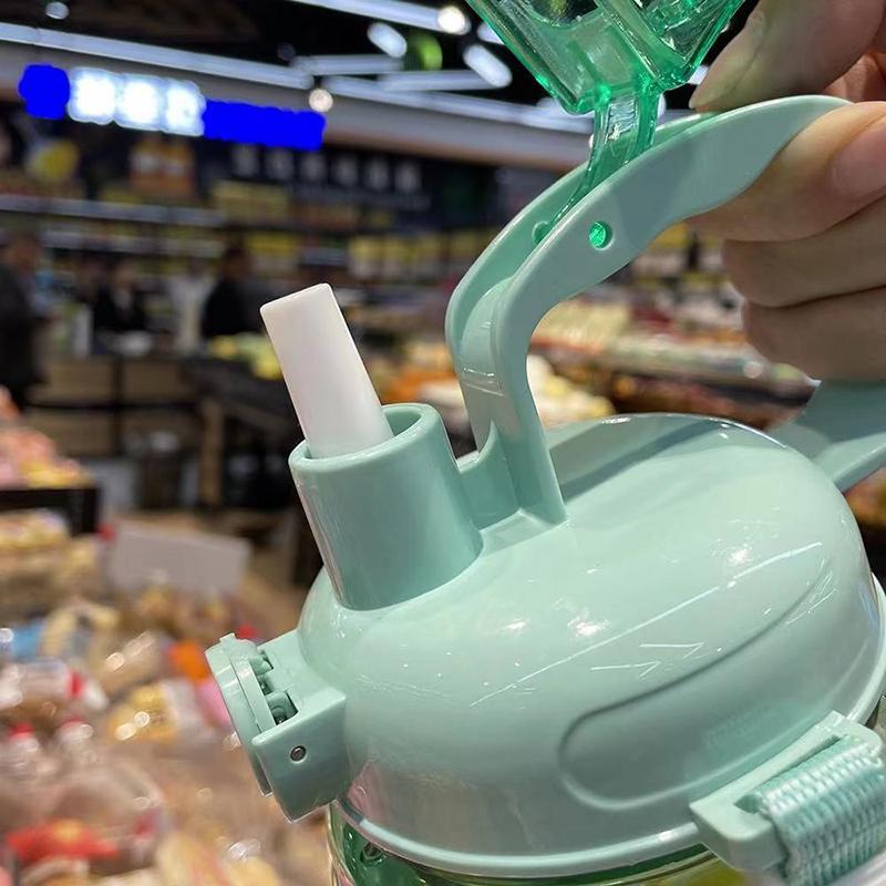 1300 ML Dung Tích Lớn Ngoài Trời Nước Thể Thao Có Ống Hút Dây Đeo Sáng Tạo Dễ Thương Miếng Dán Di Động Nhựa Trẻ Em Sippy Cốc Nước