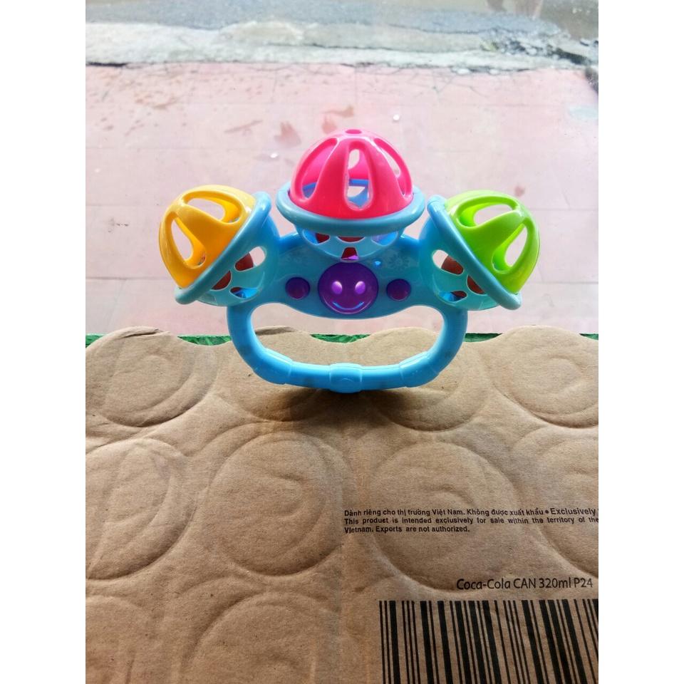Bộ xúc xắc cho bé gồm 5 món .