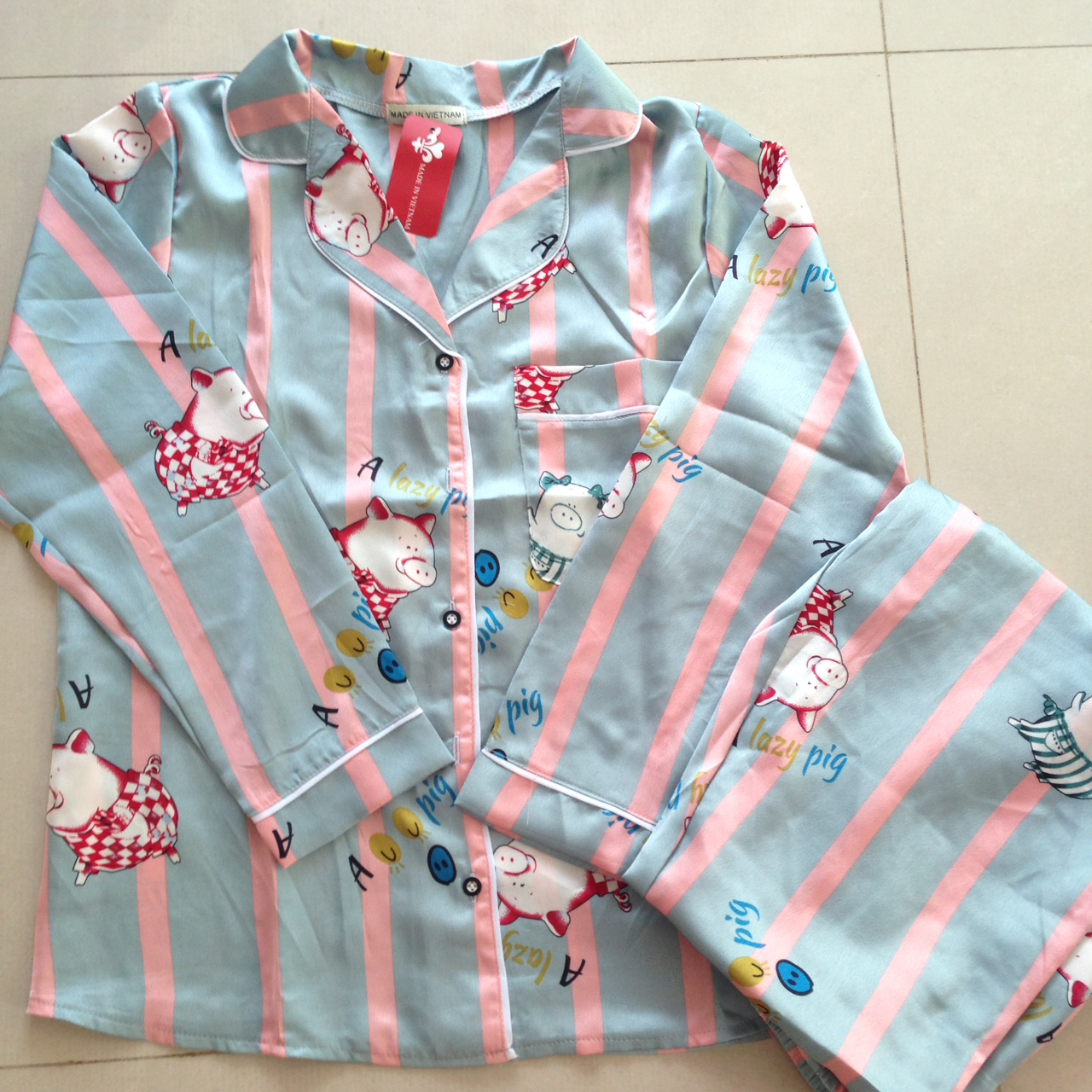 Bộ phi lụa quần dài, tay dài họa tiêt ngẫu nhiên