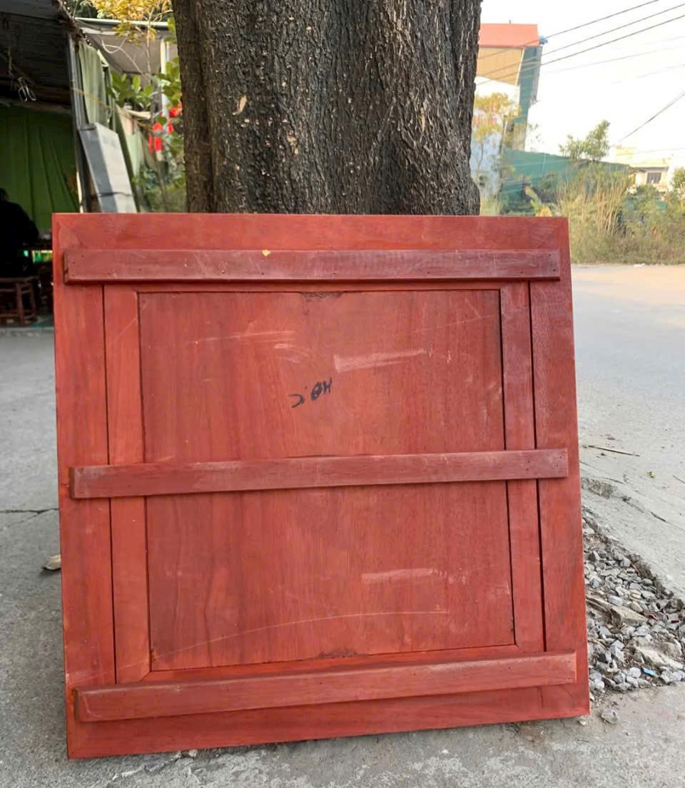 Tranh khắc chữ phúc bằng gỗ hương đỏ vuông 67x67x5cm