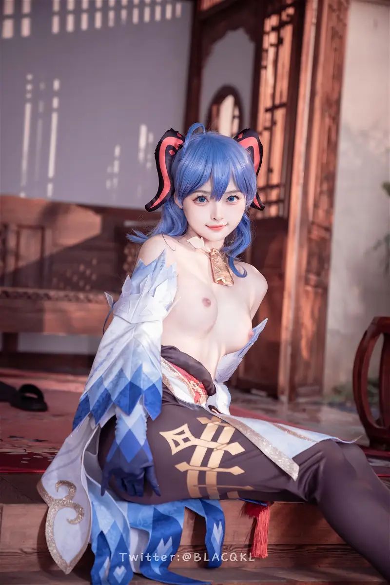 hình cosplay chapter 175 29