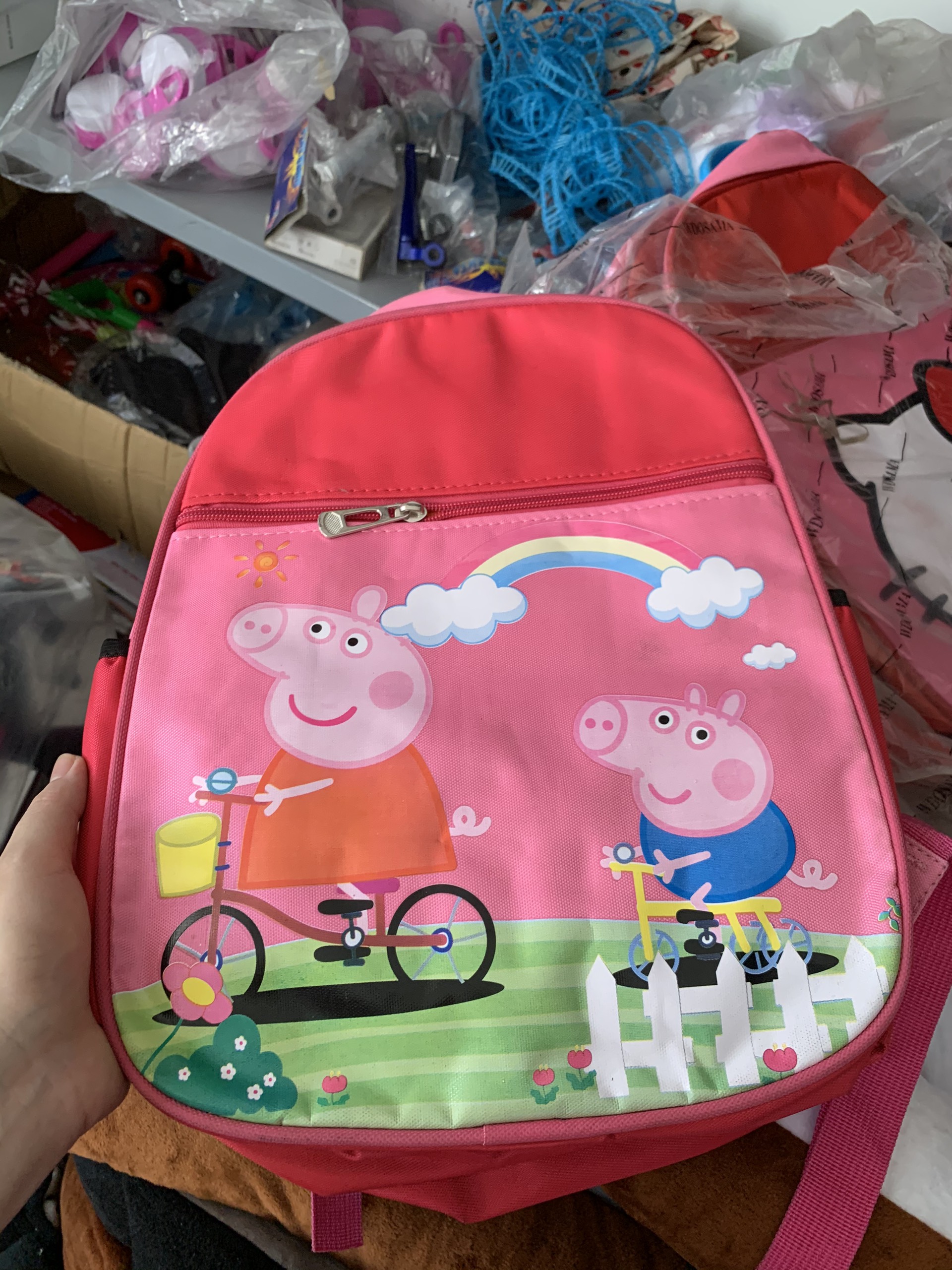 Balo 3D siêu nhẹ chống thấm nước Peppa Pig 25x32cm