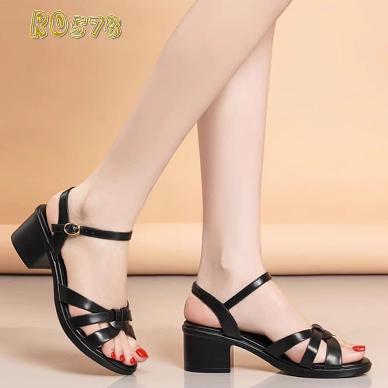 Giày cao gót nữ đẹp đế vuông 5 phân hàng hiệu rosata màu đen hở mũi ro578