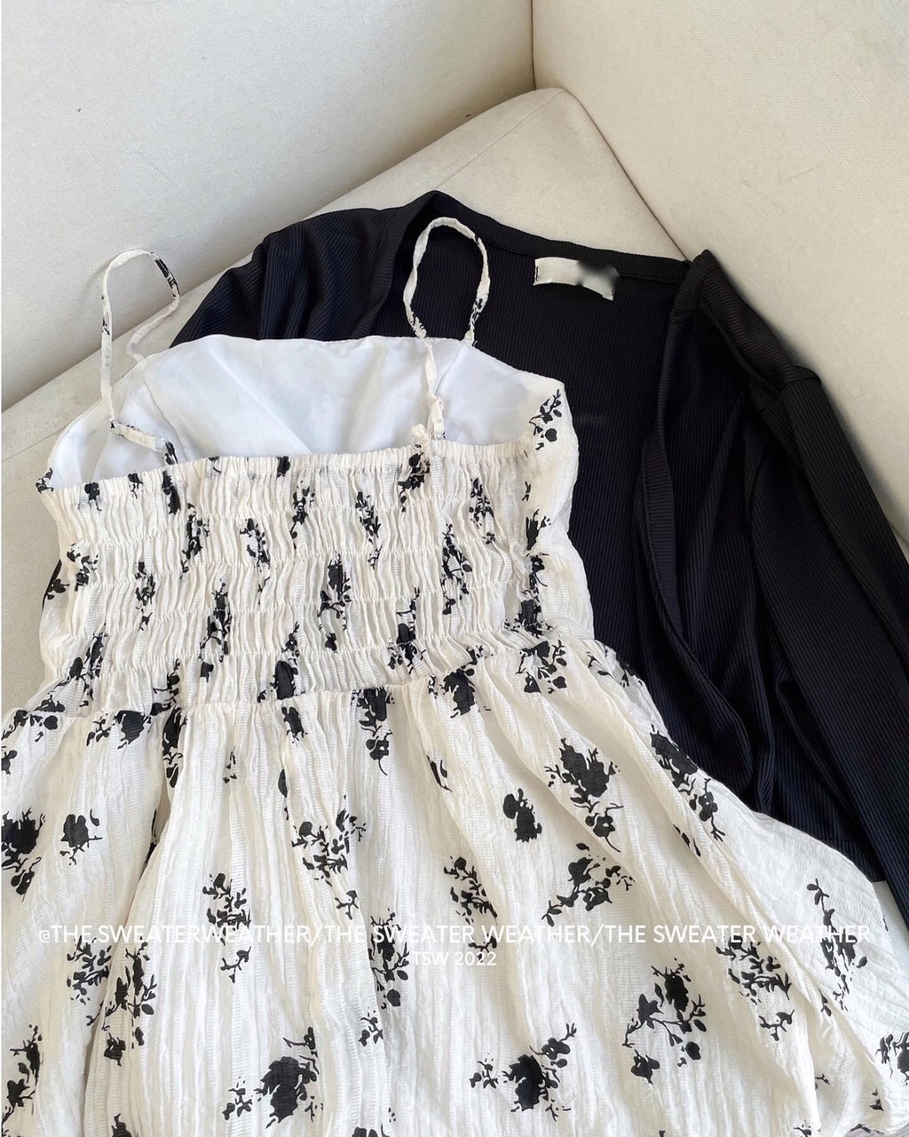Set váy hai dây kèm áo khoác cadigan siêu xinh