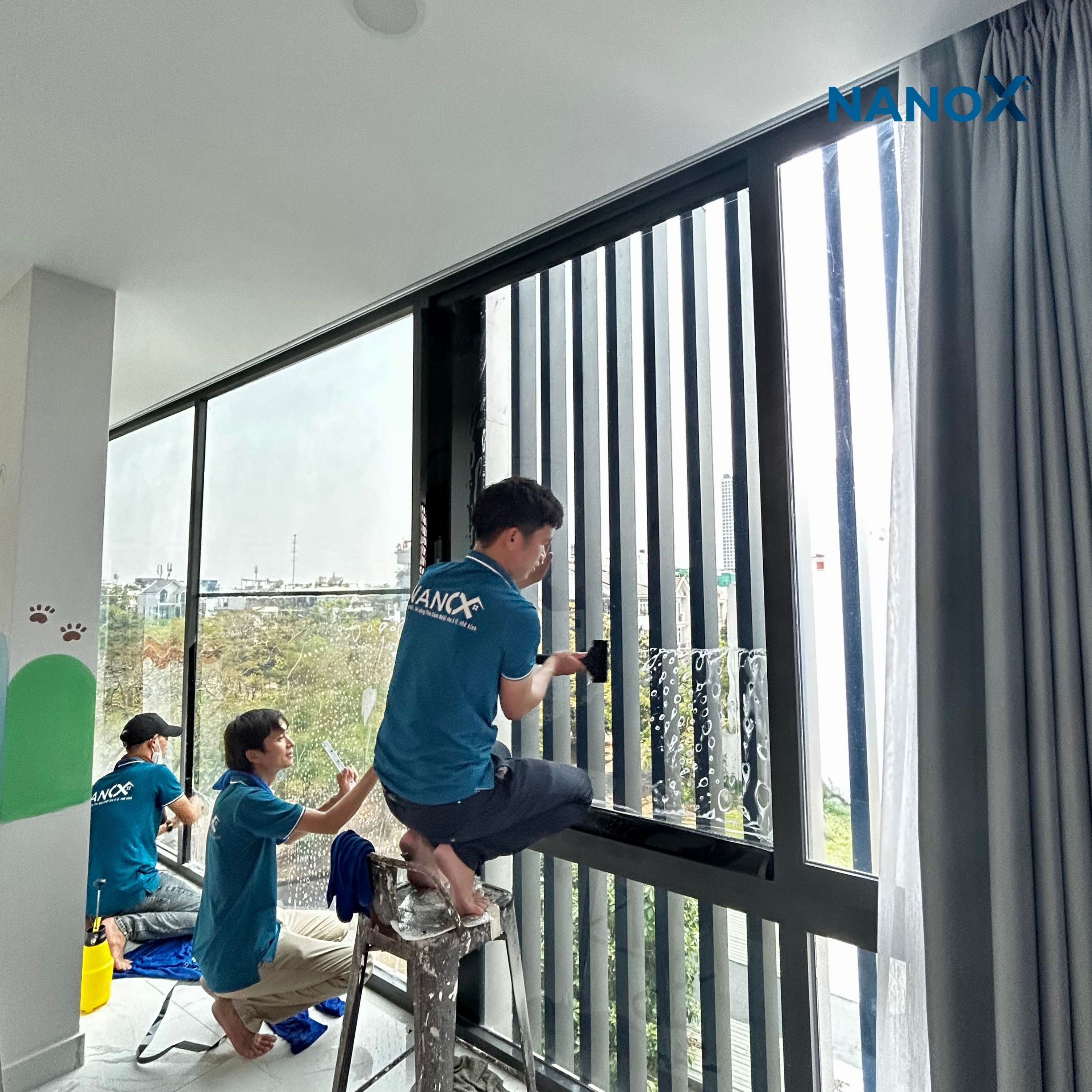 Phim cách nhiệt dán kính NanoX B60 chống nắng nóng &amp; chống UV mạnh mẽ