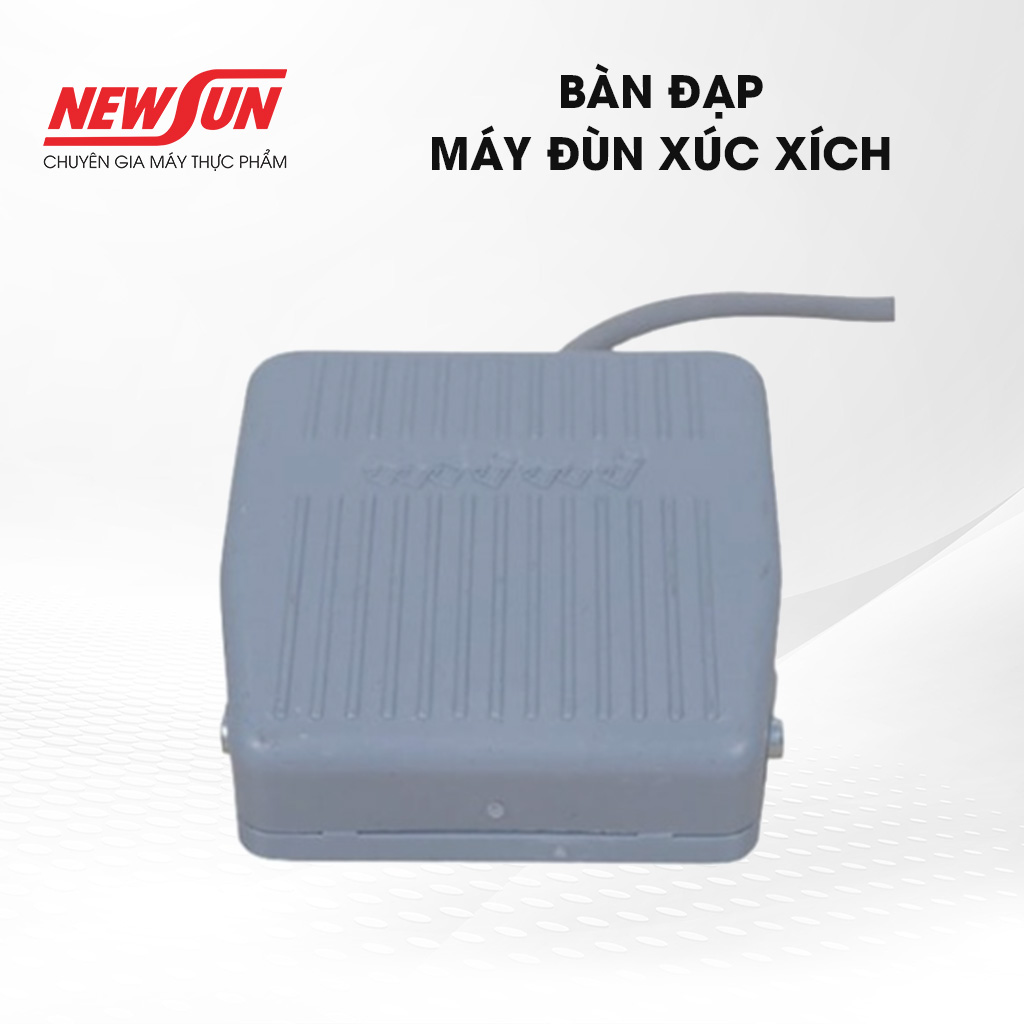 Bàn Đạp Máy Đùn Xúc Xích