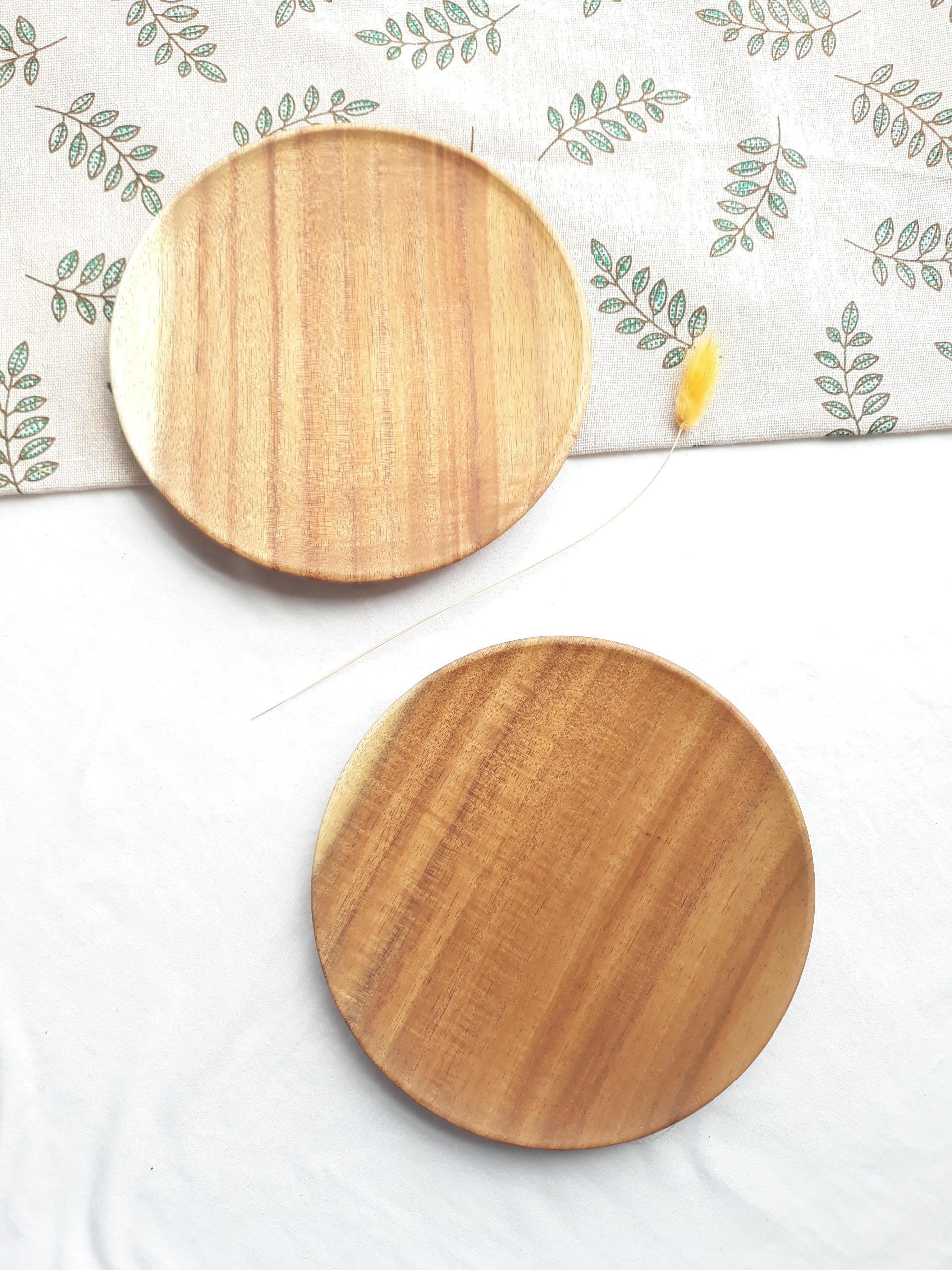 Bộ 2 đĩa gỗ KEO tròn 16 cm lót bát, ly, cốc, đựng hoa quả, đồ ăn