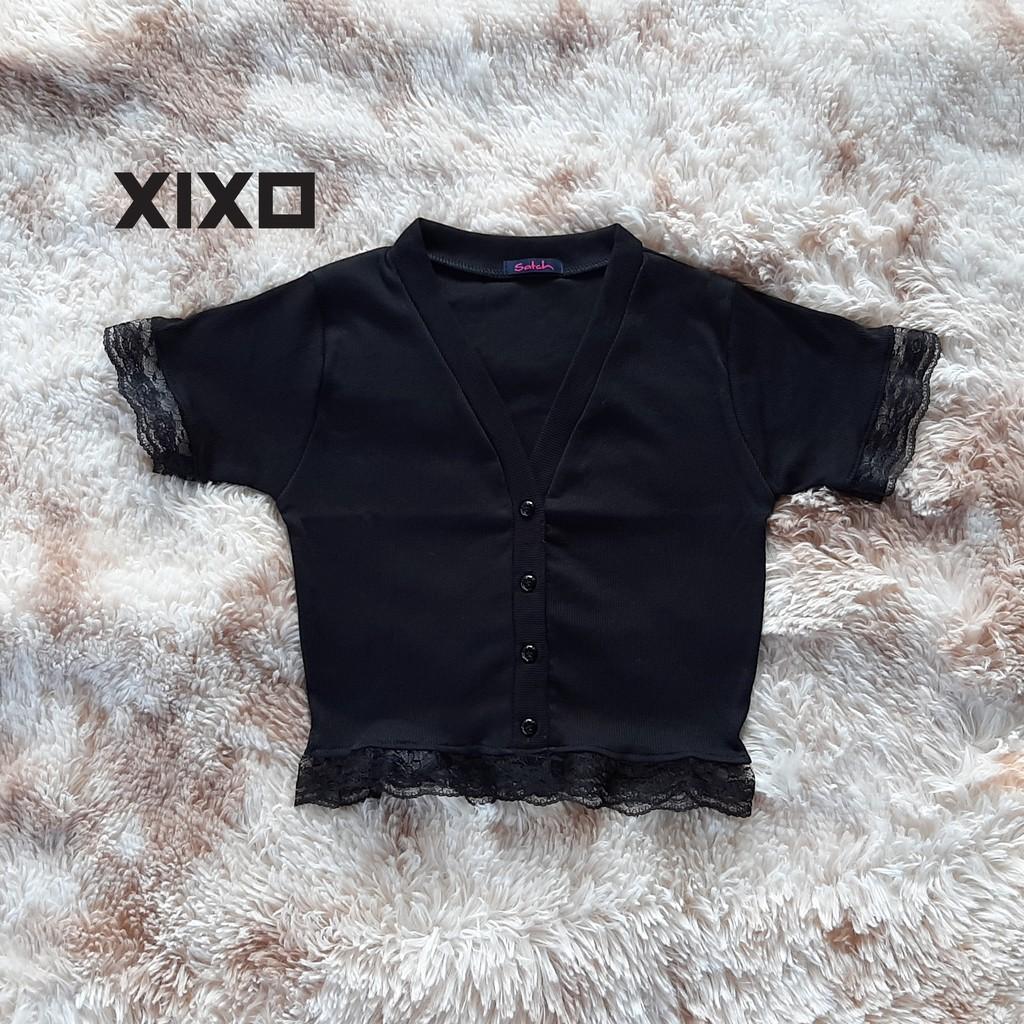 Áo croptop    Áo thun viền ren tay ngắn cúc thật XIXO - ATN0031