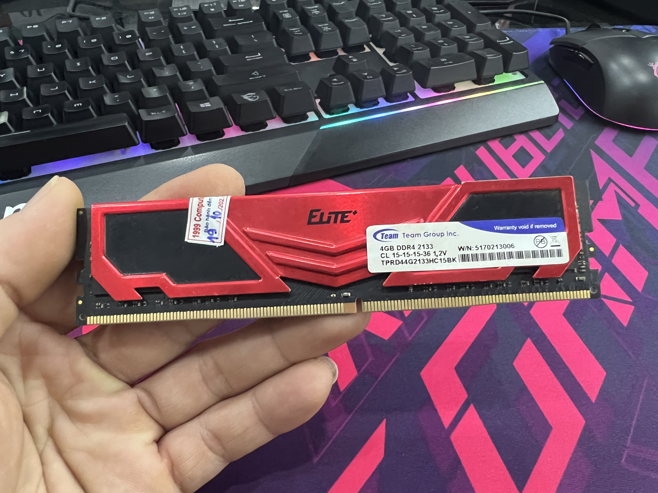 RAM DDR4 4GB BUS 2133 TEAM TẢN ĐỎ - HÀNG CHÍNH HÃNG