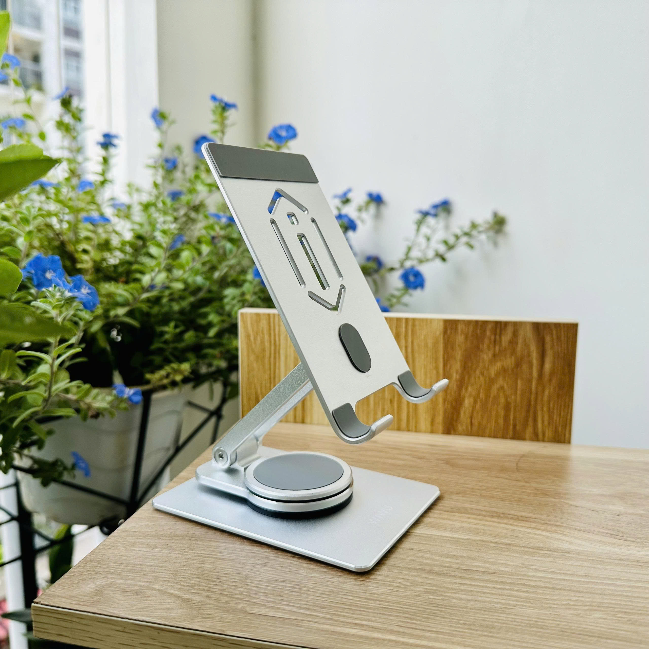 Kệ đỡ điện thoại & máy tính bảng WIWU ZM107 – Hợp kim nhôm cao cấp, xoay 360°, gập gọn. Hàng Nhập Khẩu