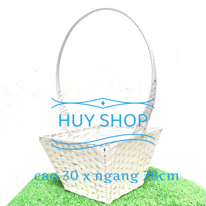 Giỏ Mây VUÔNG số 3  trang trí nhà cửa