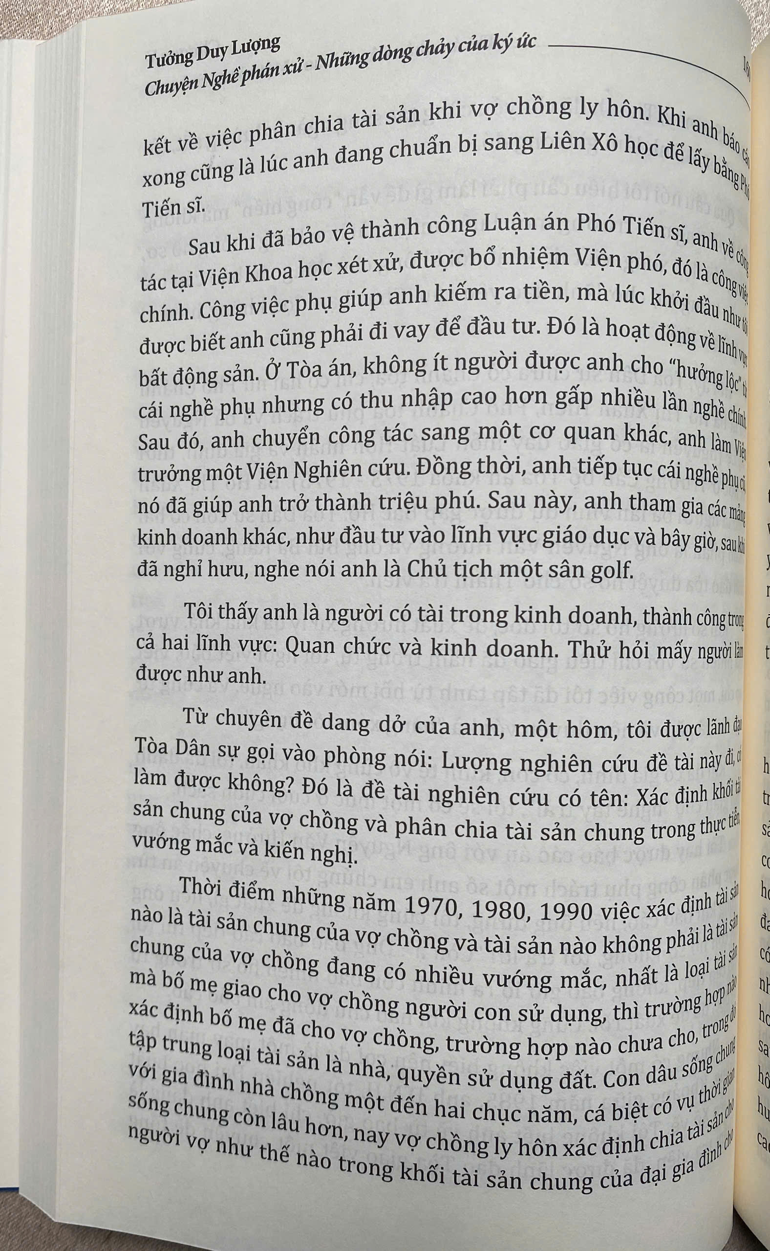 Chuyện Nghề Phán Xử : Những Dòng Chảy Của Ký Ức