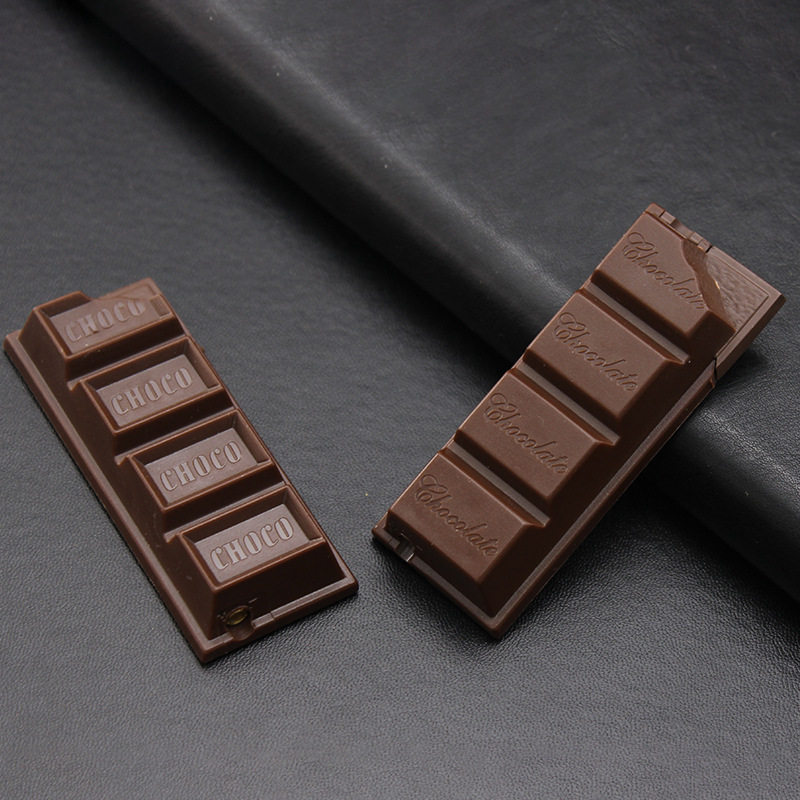 Hộp quẹt bật lửa hình thanh kẹo chocolate -