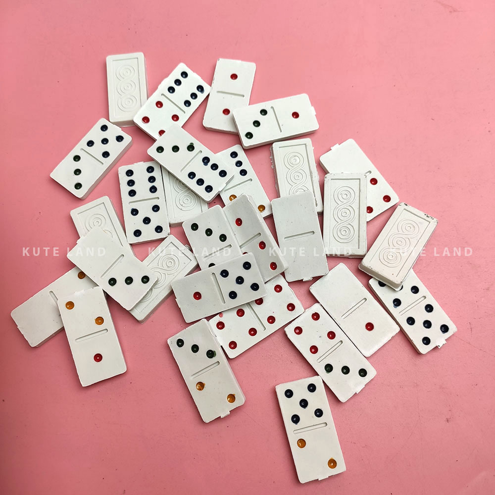 Bộ Cờ Domino 28 quân màu trắng chất liệu nhựa quân cờ được làm tỉ mỉ an toàn