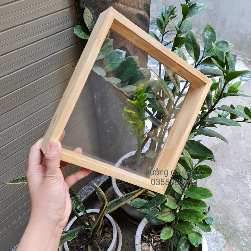 Hộp đựng quà trang trí làm quà tặng, decor hoa, tranh hoặc làm khung ảnh.