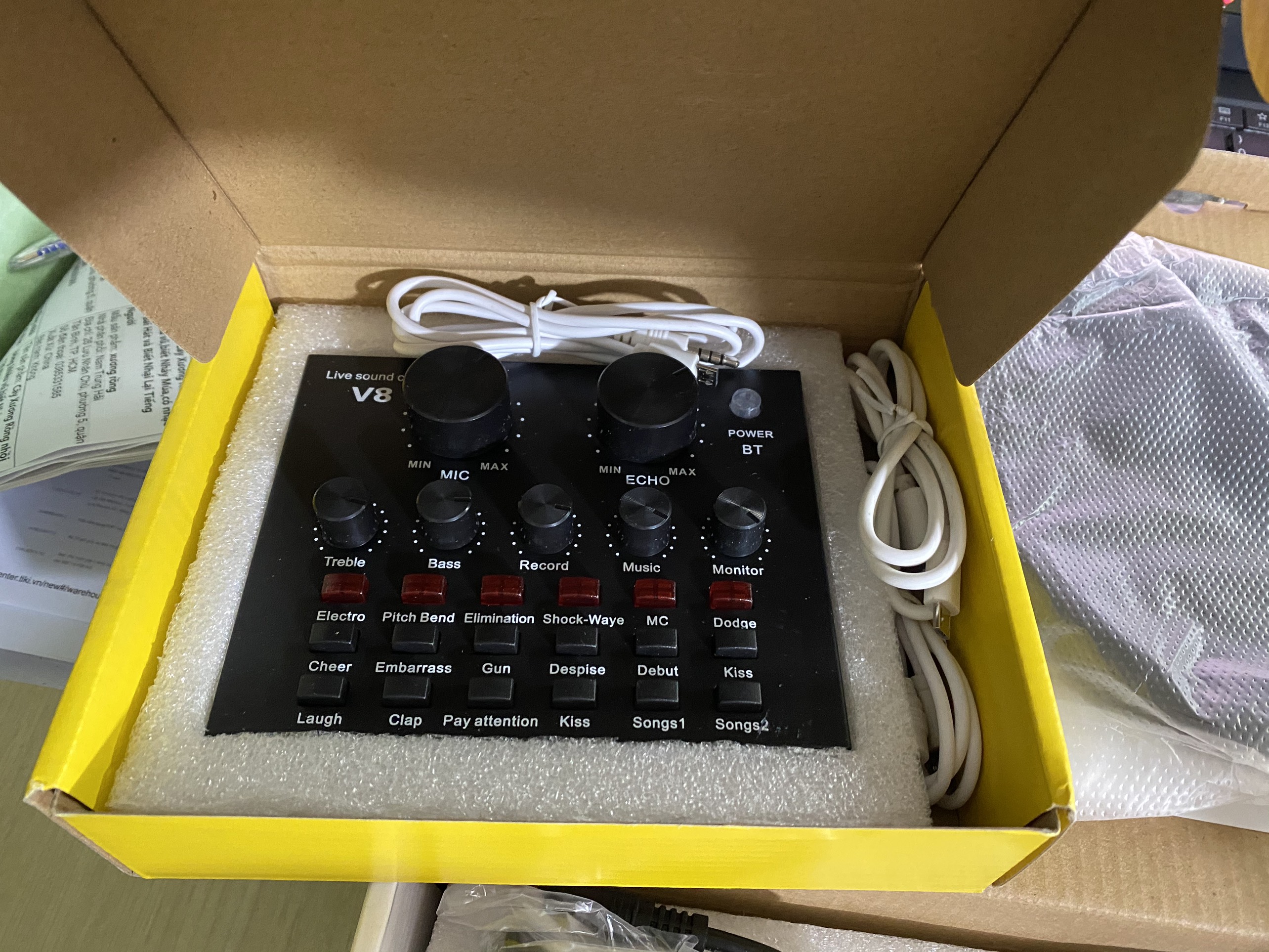 Combo Bộ Míc Thu Âm Livestream Hát Karaoke Online Micro BM-900+ CARD V8 Bluetooth Tặng Tai 450