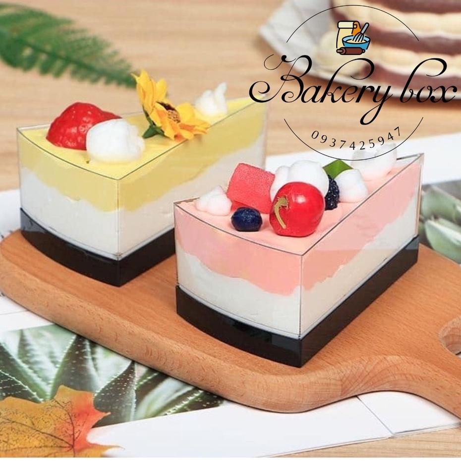 50 Hộp Mica Tam Giác Đựng Bánh Lạnh - Panna Cotta - Tiramisu - Trà Sữa Trân Châu - LC-48