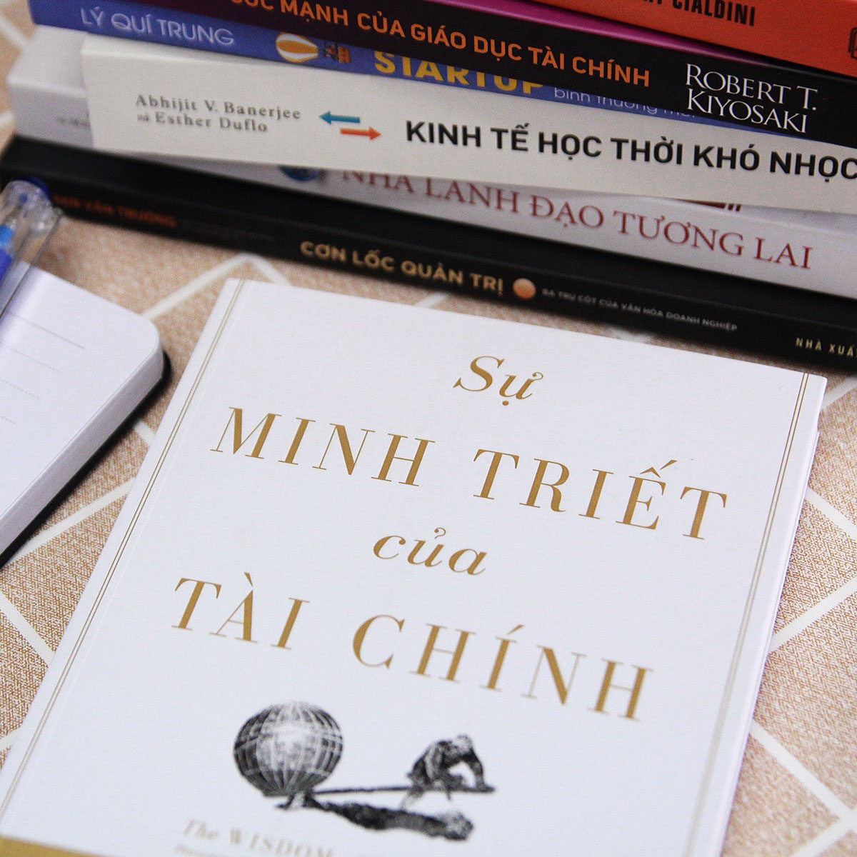 Sự minh triết của tài chính: Đi tìm tính nhân văn trong thế giới của rủi ro và lợi nhuận