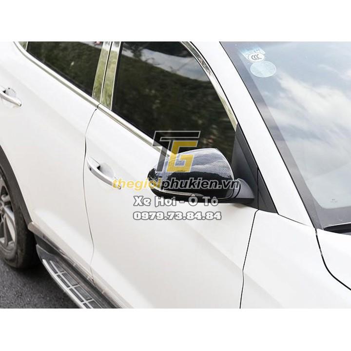Bộ ốp gương chiếu hậu Hyundai Tucson vân Carbon cap cấp