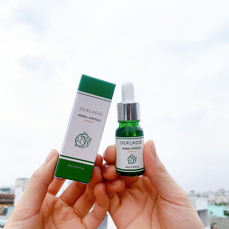 Tinh Chất Chấm Mụn Tràm Trà Derladie Herbal Ampoule For Blemish 10ml (Xẹp mụn, khô cồi sau 72h)