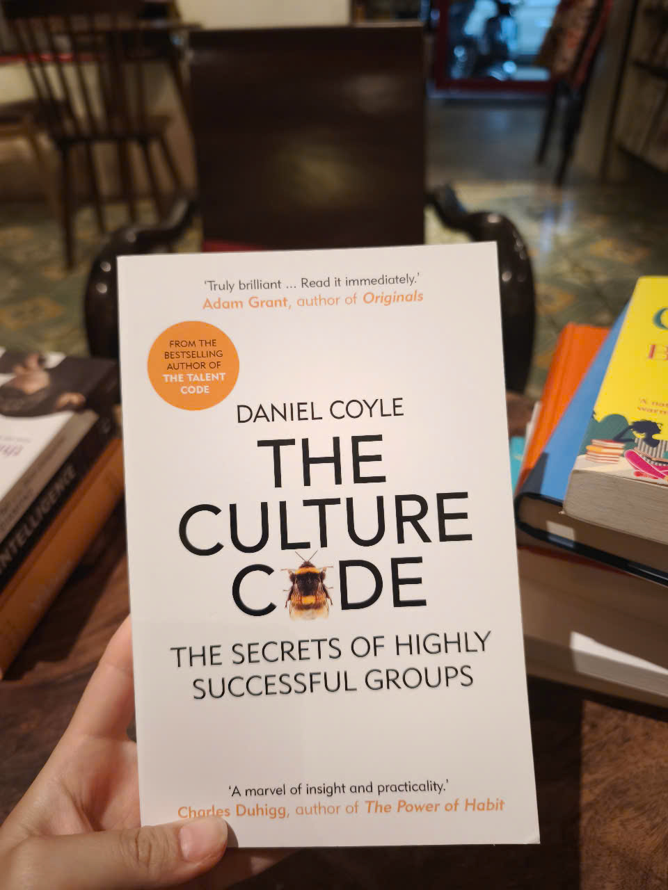 Sách - The Culture Code: The Secrets of Highly Successful Groups by Daniel Coyle - Business /Leadership in English