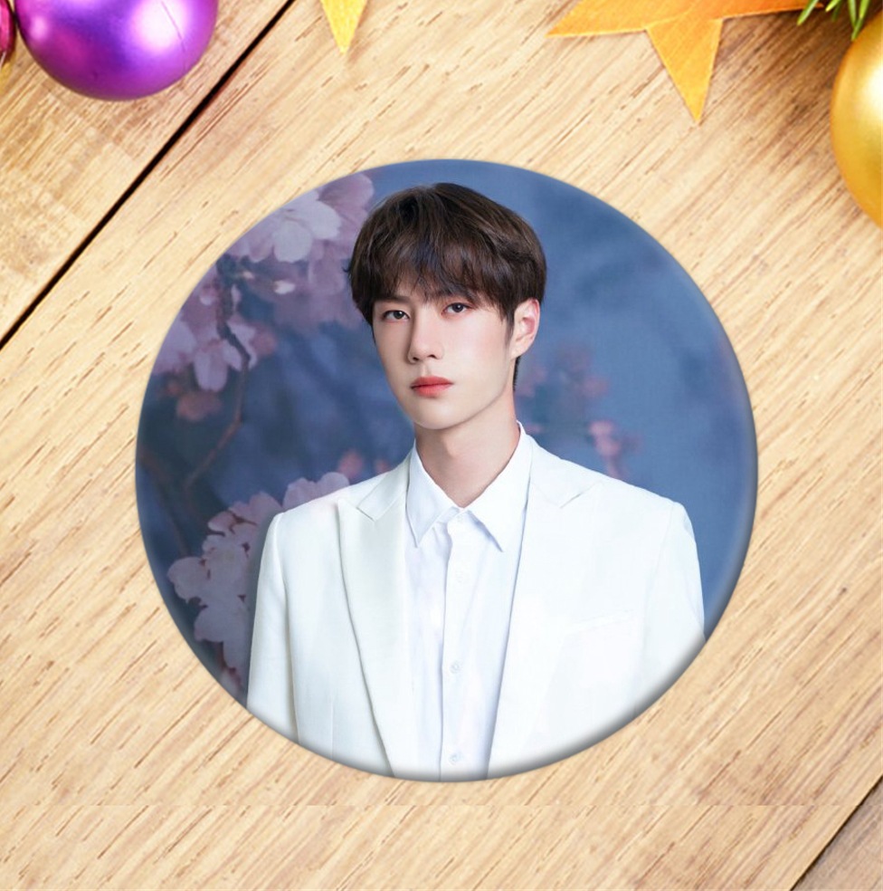 Huy hiệu Vương Nhất Bác Trần Tình Lệnh ngẫu nhiên