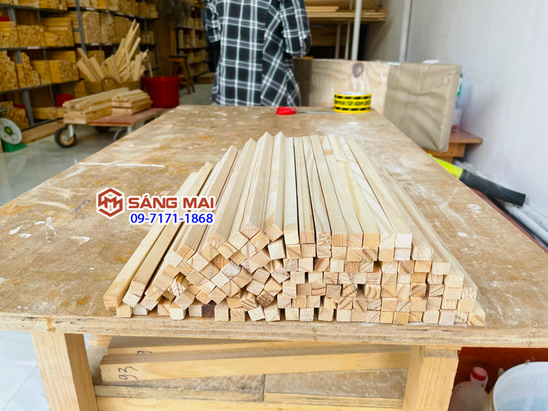 [MS133] Thanh gỗ thông vuông 1cm x 1cm x dài 30cm + bào láng 4 mặt