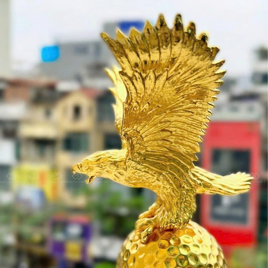 Đại bàng tung cánh - Biểu tượng giải Eagle goft