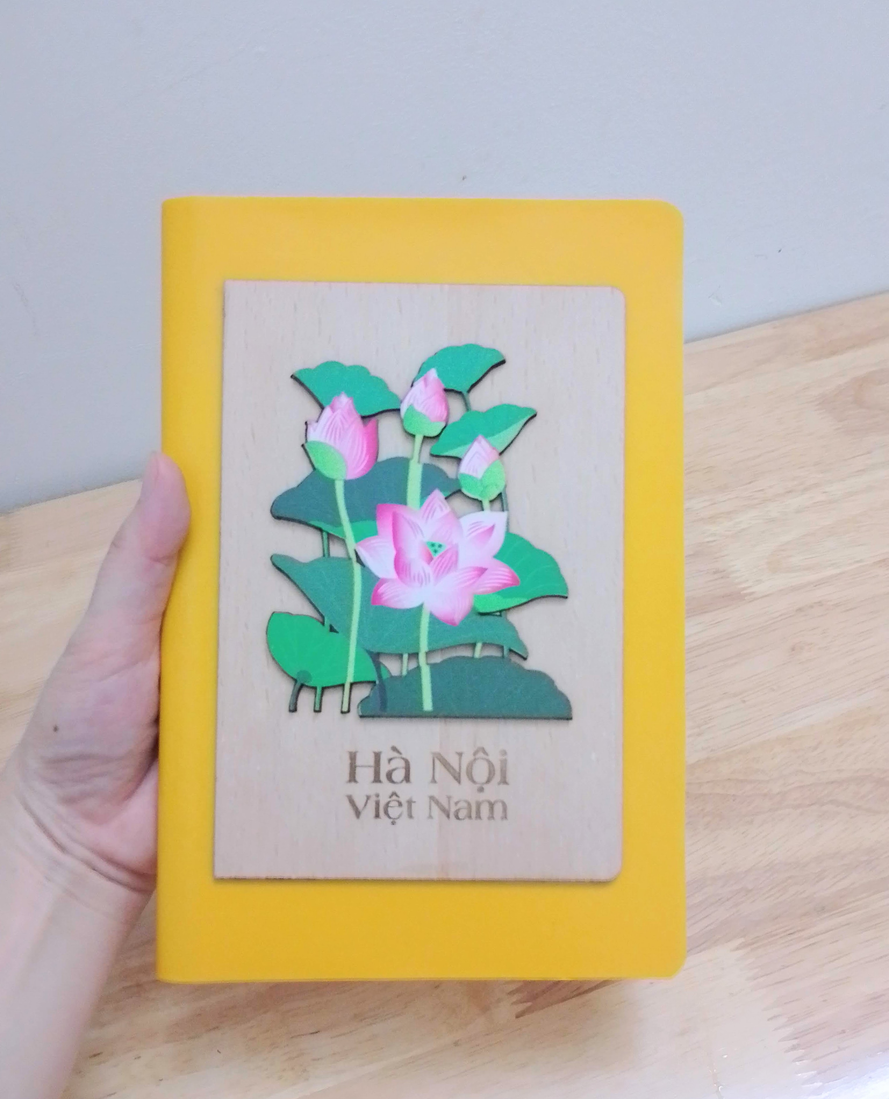 Sổ Tay Handmade Bìa Da Gắn Tranh Gỗ Khắc Hoa Sen Khổ A5, Dùng Viết Nhật Kí, Ghi Chép, Làm Quà Tặng.