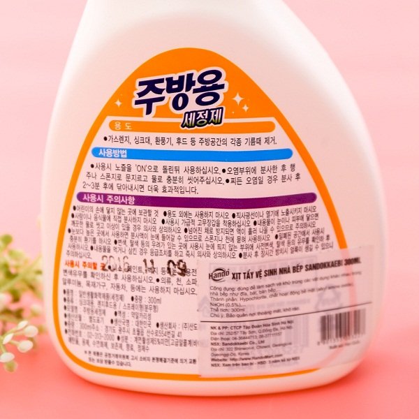 Chai xịt tẩy vệ sinh khử khuẩn nhà bếp Sandokkaebi Korea 300ml