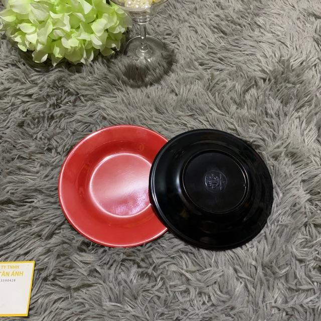 Dĩa nhựa màu đỏ đen 6
