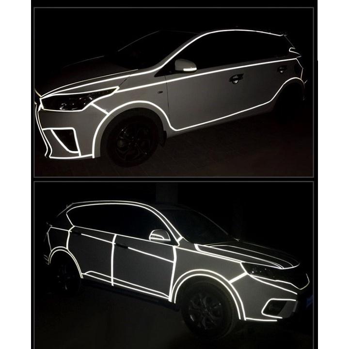Cuộn Decal 8 Mét Phản Quang Dán Viền Thân Xe Nổi Bật