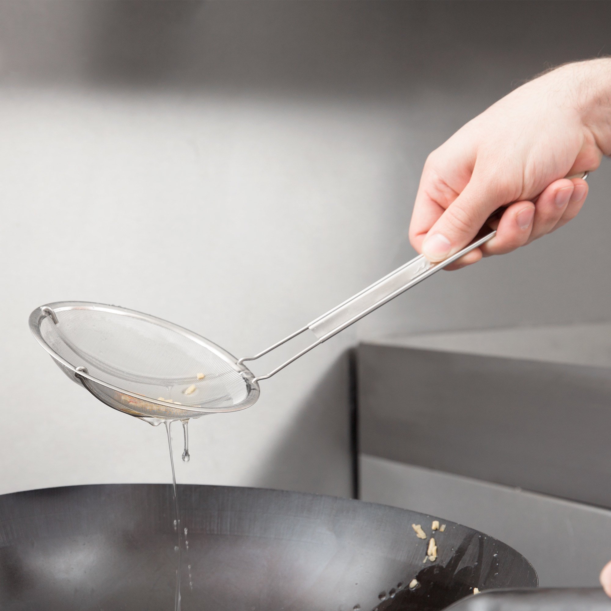 Vợt Inox Vớt Lọc Thực Phẩm Đường Kính 14 Cm Chất Lượng Tốt, Thunder USA