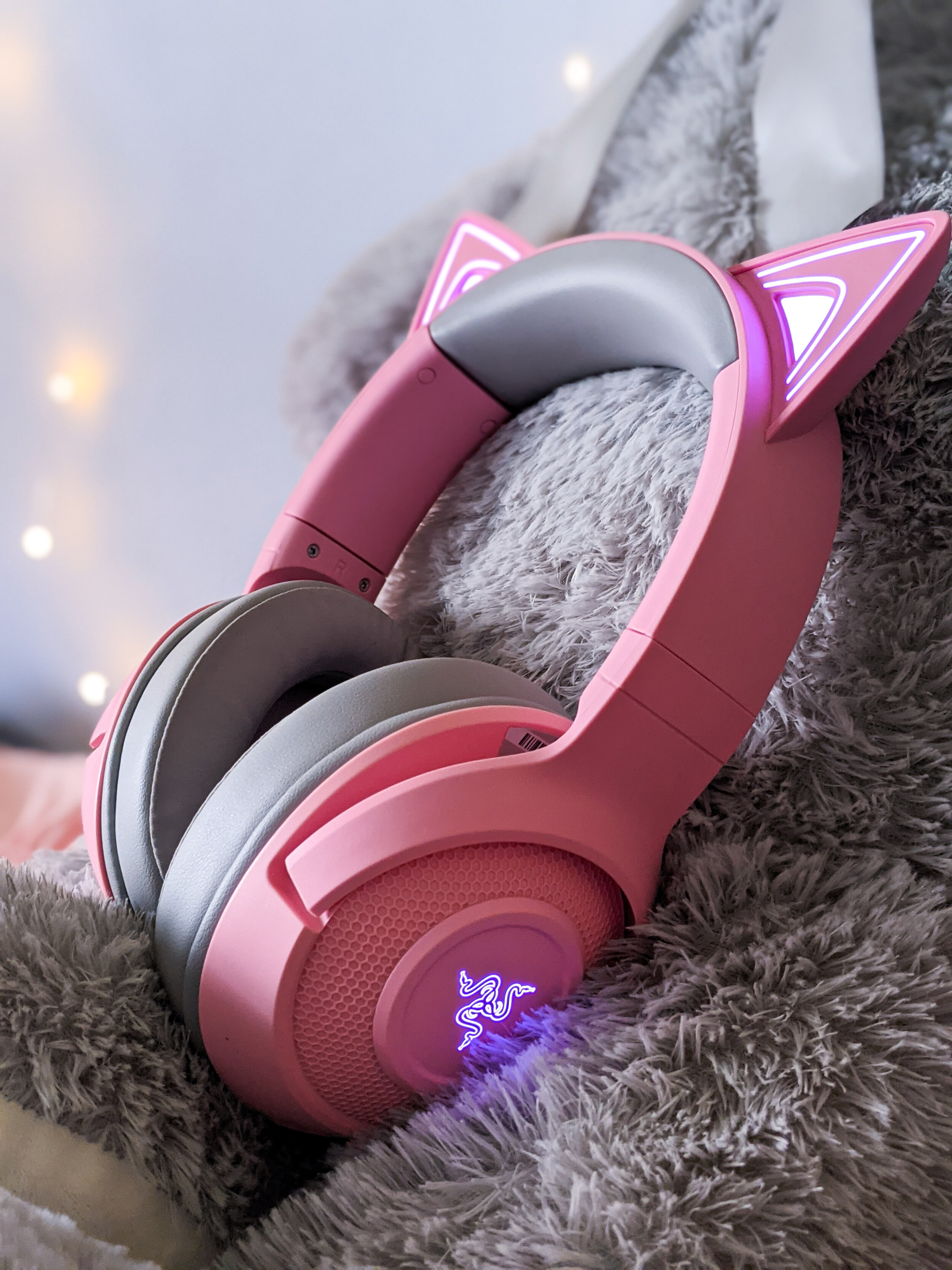 Tai Nghe Bluetooth Razer Kraken BT Kitty Edition -Hồng(Quartz)RZ04-03520100-R3M1_Hàng chính hãng